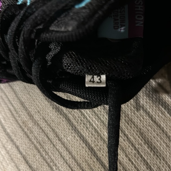 Shein Fashion Professional Skateboard Sneakers - Picture 8 of 8